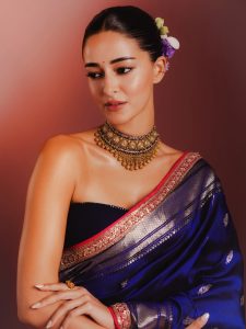 Ananya Panday Stuns In Manish Malhotra's Contemporary Take On The Paithani 27 Ananya Panday Stuns In Manish Malhotra's Contemporary Take On The Paithani