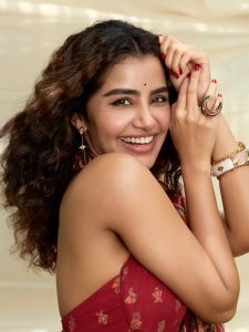 Anupama Parameswaran turns up a forgotten, once-banned Indian textile into an ultimate fashion moment