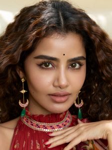 Anupama Parameswaran turns up a forgotten, once-banned Indian textile into an ultimate fashion moment