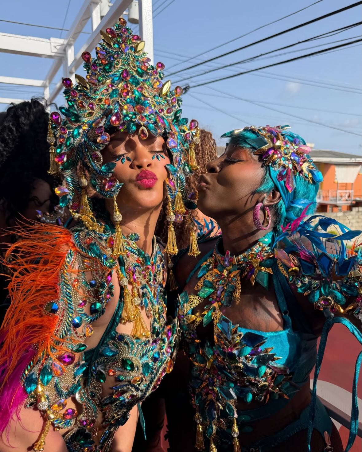 extratv_1785872377_3956506608141937292_3051955 Rihanna’s Carnival Nipslip Show: Big Boobs Spotlight in Barbados