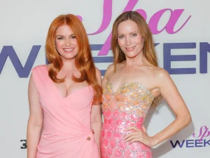 Isla Fisher Wears a Coral-Pink Gown at the Spa Weekend Premiere 32 Isla Fisher Wears a Coral-Pink Gown at the Spa Weekend Premiere