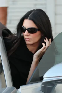 Kendall Jenner in a Black Tee and Jeans in Los Angeles – August 5, 2026