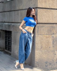 Mahira Sharma Makes Casual Fashion Look Seriously Chic In This Blue Look 26 Mahira Sharma Makes Casual Fashion Look Seriously Chic In This Blue Look