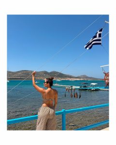 Malaika Arora’s Greece Diaries Are All About Sun, Sea And Effortless Style