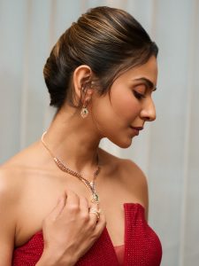 Rakul Preet Singh Serves Pure Glamour In A Stunning Strapless Gown 27 Rakul Preet Singh Serves Pure Glamour In A Stunning Strapless Gown
