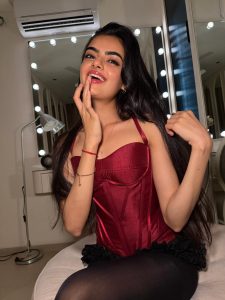 Ruhaanika Dhawan’s Latest Wardrobe Evolution: A Gen-Z Fashion Playbook 25 Ruhaanika Dhawan’s Latest Wardrobe Evolution: A Gen-Z Fashion Playbook